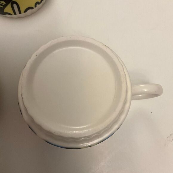 Vintage Columbia Toucan Stacking Coffee Cups. Set of 4 with Metal Holder - Picture 14 of 16